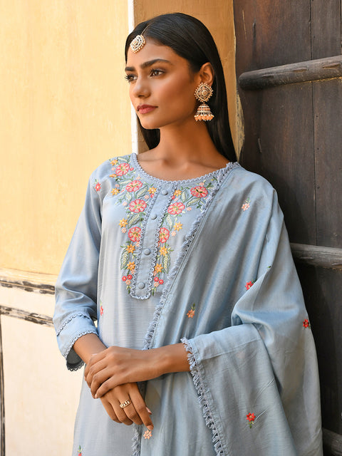 Women Grey Floral Embroidered Regular Thread Work Kurta Set (Set0460)