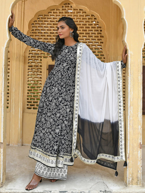 Women Black Cotton Floral Print Kurta Set (J0476)