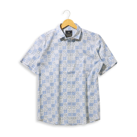 Men Blue & White Printed Half Sleeves Shirt