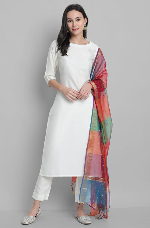 Women White Solid Kurta with Trousers & Dupatta (Set268)