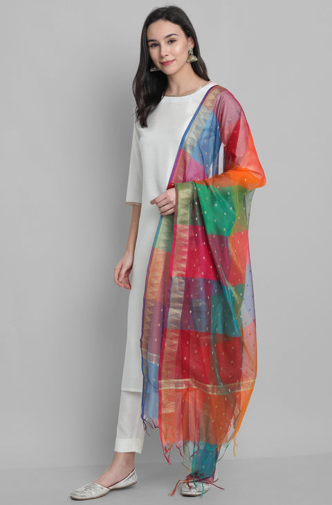 Women White Solid Kurta with Trousers & Dupatta (Set268)