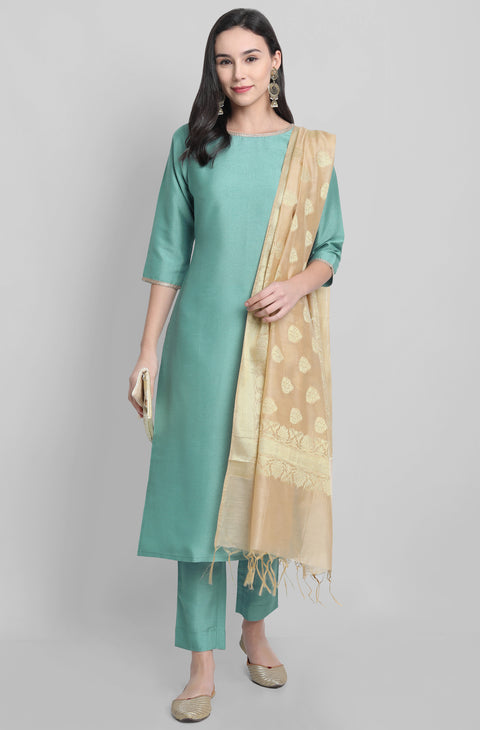 Women Green Solid Straight Kurta & Trousers With Dupatta (Set269)