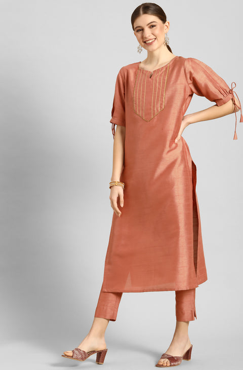 Women Peach Embroidered Gotta Patti Kurta Set (Set324)