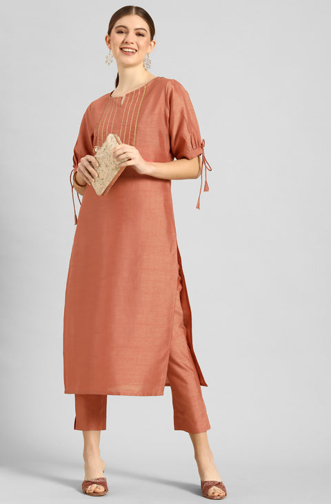 Women Peach Embroidered Gotta Patti Kurta Set (Set324)