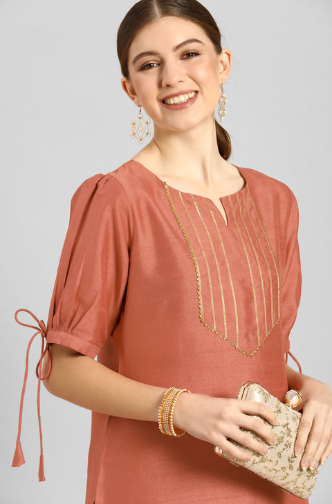 Women Peach Embroidered Gotta Patti Kurta Set (Set324)