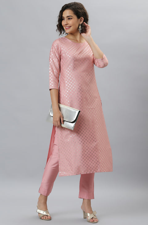 Women Mauve Foil Print Kurta with Trousers (Set345)