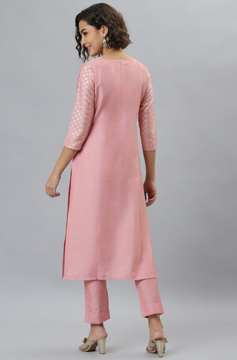 Women Mauve Foil Print Kurta with Trousers (Set345)