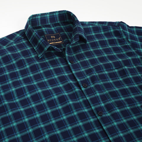 Men Green And Navy Checked Casual Shirt