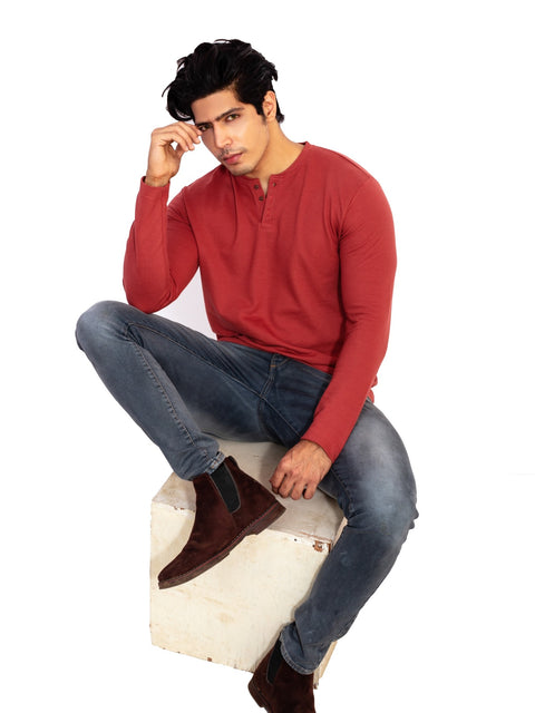 Men's Milo Solid Henley Collar T-shirt.