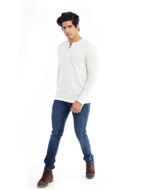 Men’s Off White Henley Collar T-shirt.