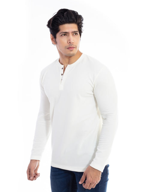 Men’s Off White Henley Collar T-shirt.